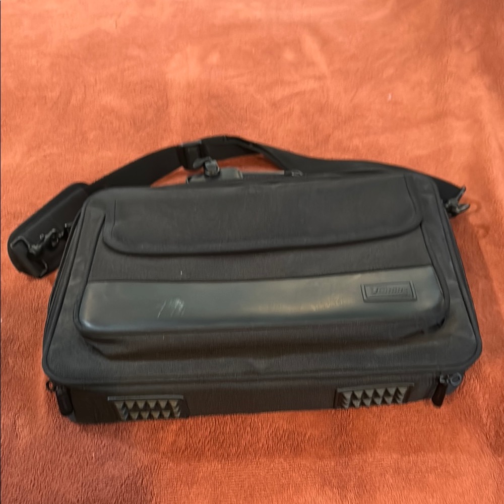 Targus Black Professional Briefcase with Durable Design